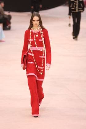PFW Chanel Runway Models walk the runway during the Chanel Womenswear Fall Winter 2025-2026 show as part of Paris Fashion Week in Paris on March 10, 2025, France. Photo by Jerome Domine ABACAPRESS.COM  Copyright: xDominexJerome ABACAx