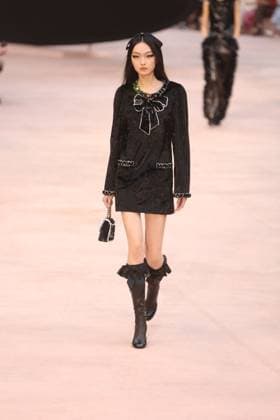 PFW Chanel Runway Models walk the runway during the Chanel Womenswear Fall Winter 2025-2026 show as part of Paris Fashion Week in Paris on March 10, 2025, France. Photo by Jerome Domine ABACAPRESS.COM  Copyright: xDominexJerome ABACAx