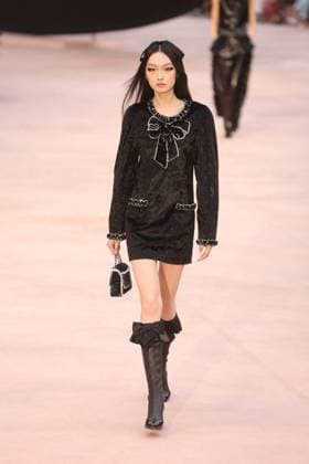 PFW Chanel Runway Models walk the runway during the Chanel Womenswear Fall Winter 2025-2026 show as part of Paris Fashion Week in Paris on March 10, 2025, France. Photo by Jerome Domine ABACAPRESS.COM  Copyright: xDominexJerome ABACAx