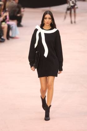 PFW Chanel Runway Models walk the runway during the Chanel Womenswear Fall Winter 2025-2026 show as part of Paris Fashion Week in Paris on March 10, 2025, France. Photo by Jerome Domine ABACAPRESS.COM  Copyright: xDominexJerome ABACAx