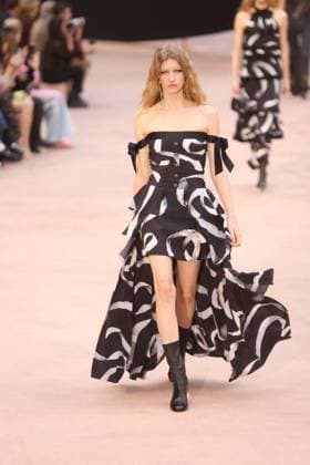 PFW Chanel Runway Models walk the runway during the Chanel Womenswear Fall Winter 2025-2026 show as part of Paris Fashion Week in Paris on March 10, 2025, France. Photo by Jerome Domine ABACAPRESS.COM  Copyright: xDominexJerome ABACAx