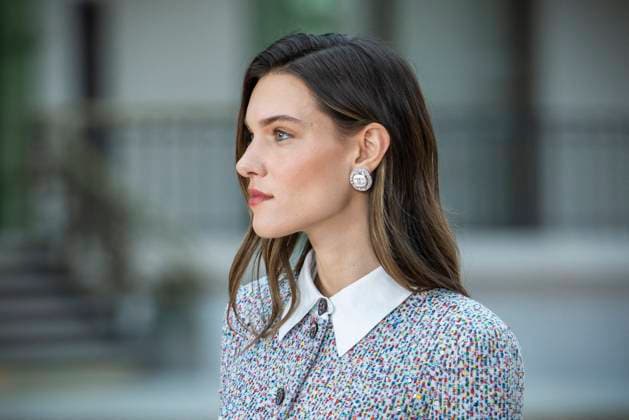Photocall of the Chanel Mode Féminine Prêt À Porter Automne Hiver 2025 2026 show during Paris Fashion Week PFW at the Grand Palais Charlotte Cardin at the photocall of the Chanel Mode Féminine Prêt À Porter Automne Hiver 2025 2026 show during Paris Fashion Week PFW at the Grand Palais, Paris, France, March 11, 2025 Olivier Borde Bestimage Celebs at Chanel Fashion Show Ready to Wear Collection Fall Winter 2025 2026 during Paris Fashion Week, on march 11th 2025 Paris France  Copyright: xOLIVIERxBORDEx xBESTIMAGExOLIVIERxBORDEx xBESTIMAGEx