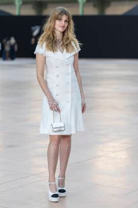 Photocall of the Chanel Mode Féminine Prêt À Porter Automne Hiver 2025 2026 show during Paris Fashion Week PFW at the Grand Palais Emma Bale at the photocall of the Chanel Mode Féminine Prêt À Porter Automne Hiver 2025 2026 show during Paris Fashion Week PFW at the Grand Palais, in Paris, France, on March 11th 2025 Olivier Borde Bestimage Celebs at Chanel Fashion Show Ready to Wear Collection Fall Winter 2025 2026 during Paris Fashion Week, on march 11th 2025 Paris France  Copyright: xOLIVIERxBORDEx xBESTIMAGExOLIVIERxBORDEx xBESTIMAGEx