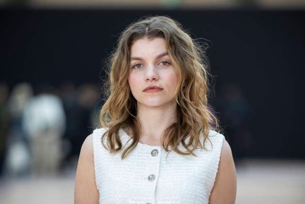 Photocall of the Chanel Womens Fashion Show Ready to Wear Fall Winter 2025 2026 during Paris Fashion Week PFW at the Grand Palais Galatea Bellugi at the photocall of the Chanel Womens Fashion Show Ready to Wear Fall Winter 2025 2026 during Paris Fashion Week PFW at the Grand Palais, in Paris, France, on March 11th 2025 Olivier Borde Bestimage Celebs at Chanel Fashion Show Ready to Wear Collection Fall Winter 2025 2026 during Paris Fashion Week, on march 11th 2025 Paris France  Copyright: xOLIVIERxBORDEx xBESTIMAGExOLIVIERxBORDEx xBESTIMAGEx
