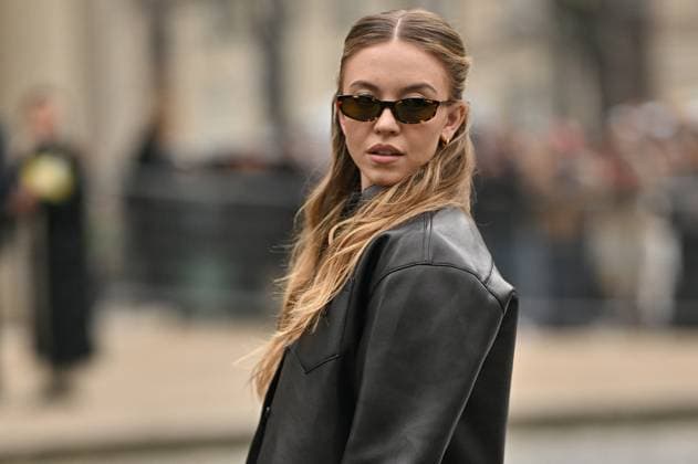 Entertainment Bilder des Tages PFW Miu Miu Outside Arrivals Sydney Sweeney arriving at Miu Miu show during Paris Fashion Week in Paris, France on March 11, 2025. Photo by Julien Reynaud APS-Medias ABACAPRESS.COM Paris France  Copyright: xReynaudxJulien APS-Medias ABACAx