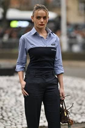 PFW Miu Miu Outside Arrivals Joey King arriving at Miu Miu show during Paris Fashion Week in Paris, France on March 11, 2025. Photo by Julien Reynaud APS-Medias ABACAPRESS.COM Paris France  Copyright: xReynaudxJulien APS-Medias ABACAx
