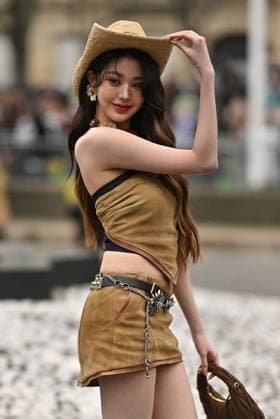 PFW Miu Miu Outside Arrivals Jang Won-young arriving at Miu Miu show during Paris Fashion Week in Paris, France on March 11, 2025. Photo by Julien Reynaud APS-Medias ABACAPRESS.COM Paris France  Copyright: xReynaudxJulien APS-Medias ABACAx