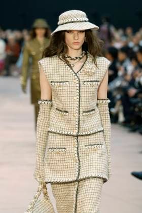 Chanel ready to wear fall winter 2025-2026, Paris, 11 March 2025 Chanel ready to wear fall winter 2025-2026 runway show at Paris fashion week on 11 March 2025., Credit:xxx Avalon Paris, France  Copyright: xxxxx xAvalonx PHT_fashion_PFW_Chanel_details_974680392