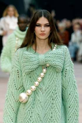 Chanel ready to wear fall winter 2025-2026, Paris, 11 March 2025 Chanel ready to wear fall winter 2025-2026 runway show at Paris fashion week on 11 March 2025., Credit:xxx Avalon Paris, France  Copyright: xxxxx xAvalonx PHT_fashion_PFW_Chanel_details_974680438