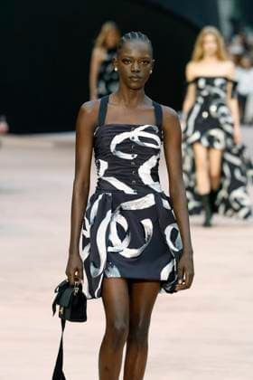 Chanel ready to wear fall winter 2025-2026, Paris, 11 March 2025 Chanel ready to wear fall winter 2025-2026 runway show at Paris fashion week on 11 March 2025., Credit:xxx Avalon Paris, France  Copyright: xxxxx xAvalonx PHT_fashion_PFW_Chanel_details_974680463