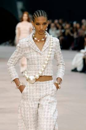 Entertainment Bilder des Tages Chanel ready to wear fall winter 2025-2026, Paris, 11 March 2025 Chanel ready to wear fall winter 2025-2026 runway show at Paris fashion week on 11 March 2025., Credit:xxx Avalon Paris, France  Copyright: xxxxx xAvalonx PHT_fashion_PFW_Chanel_details_974683348