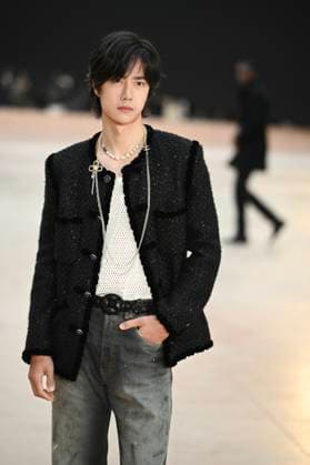 Paris Fashion Week People at Chanel show, Arrival of celebrities at Grand Palais for Chanel Show 441654 2025 03 11 Paris France Yibo, Wang  Copyright: xSergexArnalx xStarfacex STAR_441654_088