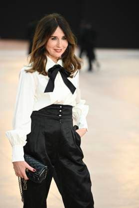 Paris Fashion Week People au defile Chanel, Arrival of celebrities at Grand Palais for Chanel Show 441654 2025 03 11 Paris France Zylberstein, Elsa  Copyright: xSergexArnalx xStarfacex STAR_441654_098