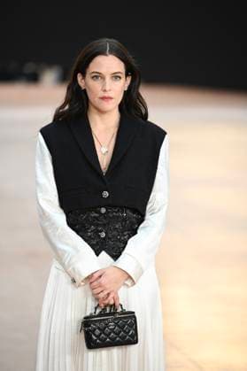 Paris Fashion Week People au defile Chanel, Arrival of celebrities at Grand Palais for Chanel Show 441654 2025 03 11 Paris France Keough Presley, Riley  Copyright: xSergexArnalx xStarfacex STAR_441654_103