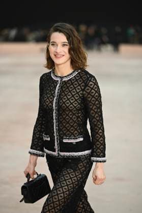 Paris Fashion Week People au defile Chanel, Arrival of celebrities at Grand Palais for Chanel Show 441654 2025 03 11 Paris France Marder, Rebecca  Copyright: xSergexArnalx xStarfacex STAR_441654_109