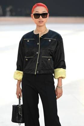 Paris Fashion Week People au defile Chanel, Arrival of celebrities at Grand Palais for Chanel Show 441654 2025 03 11 Paris France Zhang, Margaret  Copyright: xSergexArnalx xStarfacex STAR_441654_114