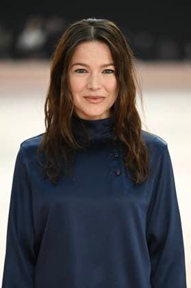 Paris Fashion Week People au defile Chanel, Arrival of celebrities at Grand Palais for Chanel Show 441654 2025 03 11 Paris France Herzsprung, Hannah  Copyright: xSergexArnalx xStarfacex STAR_441654_131