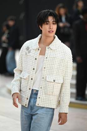Paris Fashion Week People at Chanel show, Arrival of celebrities at Grand Palais for Chanel Show 441654 2025 03 11 Paris France Gemini  Copyright: xSergexArnalx xStarfacex STAR_441654_139