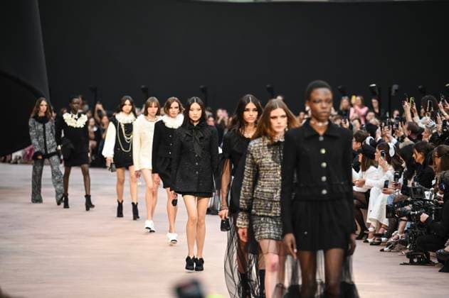 Chanel Show during Paris fashion Week 441660 2025 03 11 Paris France  Copyright: xSergexArnalx xStarfacex STAR_441660_045