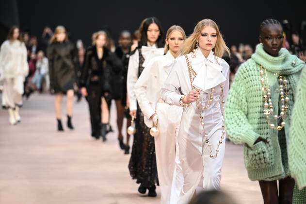 Chanel Show during Paris fashion Week 441660 2025 03 11 Paris France  Copyright: xSergexArnalx xStarfacex STAR_441660_047