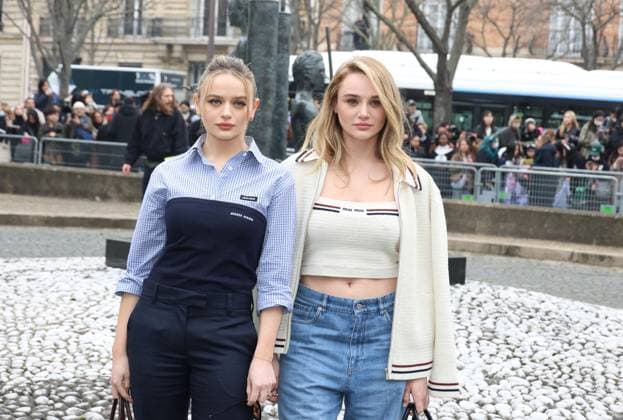Arrivals at the Miu Miu Womenswear Ready To Wear Fall Winter 2025 2026 show during Paris Fashion Week PFW at the Conseil économique et social Palais de Iéna Joey King and Hunter King at the arrivals at the Miu Miu Womenswear Ready To Wear Fall Winter 2025 2026 show during Paris Fashion Week PFW at the Conseil économique et social Palais de Iéna, in Paris, France, March 11, 2025 Denis Guignebourg Bestimage Celebs arrive at the Miu Miu Womenswear Ready To Wear Fall Winter 2025 2026 show during Paris Fashion Week PFW at the Conseil économique et social Palais de Iéna, in Paris, France, March 11, 2025 Paris France  Copyright: xClovis-Guignebourg BestimagexClovis-Guignebourg Bestimagex
