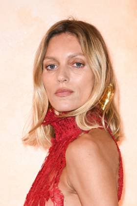 PFW Yves Saint Laurent Photocall Anja Rubik attending the Yves Saint Laurent Womenswear Fall Winter 2025-2026 show as part of Paris Fashion Week in Paris, France on March 11, 2025. Photo by Aurore Marechal ABACAPRESS.COM Paris France  Copyright: xMarechalxAurore ABACAx
