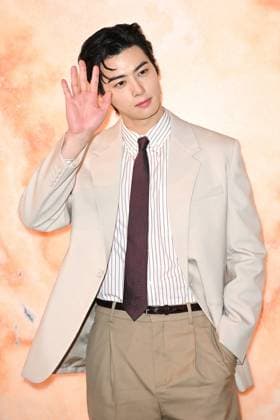 PFW Yves Saint Laurent Photocall Cha Eun-woo attending the Yves Saint Laurent Womenswear Fall Winter 2025-2026 show as part of Paris Fashion Week in Paris, France on March 11, 2025. Photo by Aurore Marechal ABACAPRESS.COM Paris France  Copyright: xMarechalxAurore ABACAx