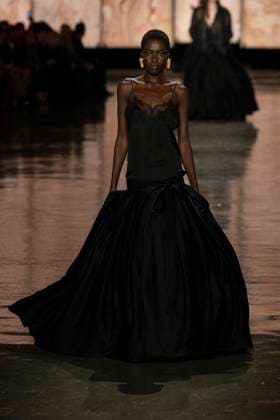 SAINT LAURENT Autumn-Winter 2025 runway during Paris Fashion Week on March 2025 - Paris, France 11 03 2025 SAINT LAURENT Autumn-Winter 2025 runway during Paris Fashion Week on March 2025 - Paris, France 11 03 2025, Credit:Ik Aldama Avalon Frankreich, Paris  Copyright: xIkxAldamax xAvalonx 0974807511