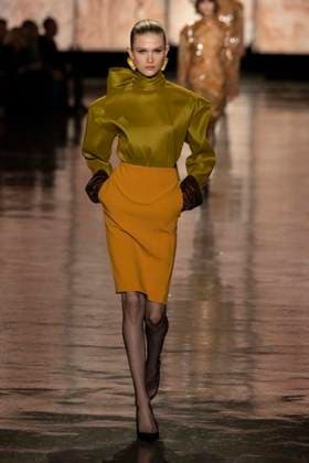 SAINT LAURENT Autumn-Winter 2025 runway during Paris Fashion Week on March 2025 - Paris, France 11 03 2025 SAINT LAURENT Autumn-Winter 2025 runway during Paris Fashion Week on March 2025 - Paris, France 11 03 2025, Credit:Ik Aldama Avalon Frankreich, Paris  Copyright: xIkxAldamax xAvalonx 0974817386