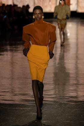 SAINT LAURENT Autumn-Winter 2025 runway during Paris Fashion Week on March 2025 - Paris, France 11 03 2025 SAINT LAURENT Autumn-Winter 2025 runway during Paris Fashion Week on March 2025 - Paris, France 11 03 2025, Credit:Ik Aldama Avalon Frankreich, Paris  Copyright: xIkxAldamax xAvalonx 0974817484