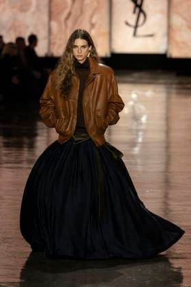 SAINT LAURENT Autumn-Winter 2025 runway during Paris Fashion Week on March 2025 - Paris, France 11 03 2025 SAINT LAURENT Autumn-Winter 2025 runway during Paris Fashion Week on March 2025 - Paris, France 11 03 2025, Credit:Ik Aldama Avalon Frankreich, Paris  Copyright: xIkxAldamax xAvalonx 0974817554