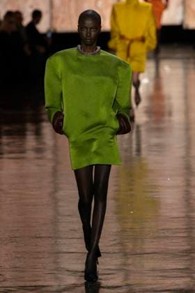 SAINT LAURENT Autumn-Winter 2025 runway during Paris Fashion Week on March 2025 - Paris, France 11 03 2025 SAINT LAURENT Autumn-Winter 2025 runway during Paris Fashion Week on March 2025 - Paris, France 11 03 2025, Credit:Ik Aldama Avalon Frankreich, Paris  Copyright: xIkxAldamax xAvalonx 0974817704
