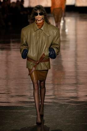 SAINT LAURENT Autumn-Winter 2025 runway during Paris Fashion Week on March 2025 - Paris, France 11 03 2025 SAINT LAURENT Autumn-Winter 2025 runway during Paris Fashion Week on March 2025 - Paris, France 11 03 2025, Credit:Ik Aldama Avalon Frankreich, Paris  Copyright: xIkxAldamax xAvalonx 0974817858