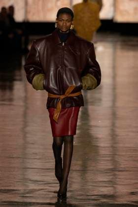 SAINT LAURENT Autumn-Winter 2025 runway during Paris Fashion Week on March 2025 - Paris, France 11 03 2025 SAINT LAURENT Autumn-Winter 2025 runway during Paris Fashion Week on March 2025 - Paris, France 11 03 2025, Credit:Ik Aldama Avalon Frankreich, Paris  Copyright: xIkxAldamax xAvalonx 0974818139