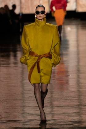 SAINT LAURENT Autumn-Winter 2025 runway during Paris Fashion Week on March 2025 - Paris, France 11 03 2025 SAINT LAURENT Autumn-Winter 2025 runway during Paris Fashion Week on March 2025 - Paris, France 11 03 2025, Credit:Ik Aldama Avalon Frankreich, Paris  Copyright: xIkxAldamax xAvalonx 0974818175