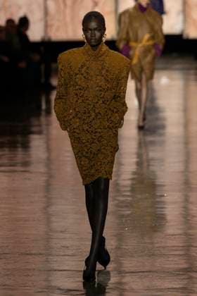 SAINT LAURENT Autumn-Winter 2025 runway during Paris Fashion Week on March 2025 - Paris, France 11 03 2025 SAINT LAURENT Autumn-Winter 2025 runway during Paris Fashion Week on March 2025 - Paris, France 11 03 2025, Credit:Ik Aldama Avalon Frankreich, Paris  Copyright: xIkxAldamax xAvalonx 0974818590