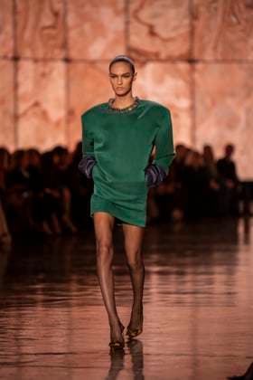 PFW - Saint Laurent Runway Models present creations by Saint Laurent for the Womenswear Ready-to-wear Fall-Winter 2025 2026 collection as part of the Paris Fashion Week, in Paris on March 11, 2025.Photo by Eliot Blondet ABACAPRESS.COM Paris France  Copyright: xBlondetxEliot ABACAx