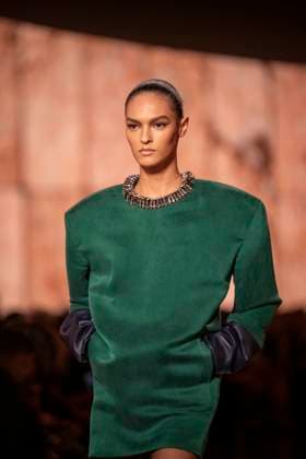 PFW - Saint Laurent Runway Models present creations by Saint Laurent for the Womenswear Ready-to-wear Fall-Winter 2025 2026 collection as part of the Paris Fashion Week, in Paris on March 11, 2025.Photo by Eliot Blondet ABACAPRESS.COM Paris France  Copyright: xBlondetxEliot ABACAx