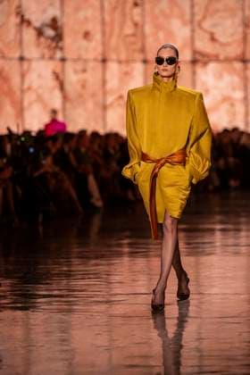 PFW - Saint Laurent Runway Models present creations by Saint Laurent for the Womenswear Ready-to-wear Fall-Winter 2025 2026 collection as part of the Paris Fashion Week, in Paris on March 11, 2025.Photo by Eliot Blondet ABACAPRESS.COM Paris France  Copyright: xBlondetxEliot ABACAx