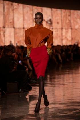 PFW - Saint Laurent Runway Models present creations by Saint Laurent for the Womenswear Ready-to-wear Fall-Winter 2025 2026 collection as part of the Paris Fashion Week, in Paris on March 11, 2025.Photo by Eliot Blondet ABACAPRESS.COM Paris France  Copyright: xBlondetxEliot ABACAx