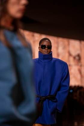 PFW - Saint Laurent Runway Models present creations by Saint Laurent for the Womenswear Ready-to-wear Fall-Winter 2025 2026 collection as part of the Paris Fashion Week, in Paris on March 11, 2025.Photo by Eliot Blondet ABACAPRESS.COM Paris France  Copyright: xBlondetxEliot ABACAx