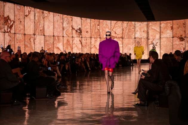 PFW - Saint Laurent Runway Models present creations by Saint Laurent for the Womenswear Ready-to-wear Fall-Winter 2025 2026 collection as part of the Paris Fashion Week, in Paris on March 11, 2025.Photo by Eliot Blondet ABACAPRESS.COM Paris France  Copyright: xBlondetxEliot ABACAx