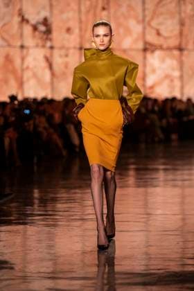 PFW - Saint Laurent Runway Models present creations by Saint Laurent for the Womenswear Ready-to-wear Fall-Winter 2025 2026 collection as part of the Paris Fashion Week, in Paris on March 11, 2025.Photo by Eliot Blondet ABACAPRESS.COM Paris France  Copyright: xBlondetxEliot ABACAx