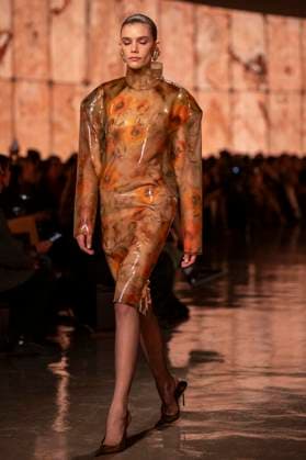 PFW - Saint Laurent Runway Models present creations by Saint Laurent for the Womenswear Ready-to-wear Fall-Winter 2025 2026 collection as part of the Paris Fashion Week, in Paris on March 11, 2025.Photo by Eliot Blondet ABACAPRESS.COM Paris France  Copyright: xBlondetxEliot ABACAx