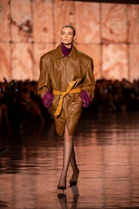 PFW - Saint Laurent Runway Models present creations by Saint Laurent for the Womenswear Ready-to-wear Fall-Winter 2025 2026 collection as part of the Paris Fashion Week, in Paris on March 11, 2025.Photo by Eliot Blondet ABACAPRESS.COM Paris France  Copyright: xBlondetxEliot ABACAx