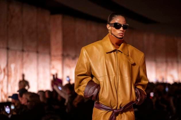 PFW - Saint Laurent Runway Models present creations by Saint Laurent for the Womenswear Ready-to-wear Fall-Winter 2025 2026 collection as part of the Paris Fashion Week, in Paris on March 11, 2025.Photo by Eliot Blondet ABACAPRESS.COM Paris France  Copyright: xBlondetxEliot ABACAx