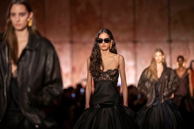 PFW - Saint Laurent Runway Models present creations by Saint Laurent for the Womenswear Ready-to-wear Fall-Winter 2025 2026 collection as part of the Paris Fashion Week, in Paris on March 11, 2025.Photo by Eliot Blondet ABACAPRESS.COM Paris France  Copyright: xBlondetxEliot ABACAx
