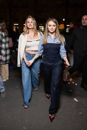 Celebrities arrive at Miu Mius after party at the Gigi club in Paris during Fashion Week PFW Hunter and Joey King at Miu Mius after party at the Gigi club in Paris during Fashion Week PFW on 11 March 2025 Perusseau Da Silva Bestimage Miu Mius after party at the Gigi club in Paris during Fashion Week PFW on 11 March 2025 Paris France  Copyright: xTizianoxDaxSilvax-xPierrexPerusseaux xBestimagexTizianoxDaxSilvax-xPierrexPerusseaux xBestimagex
