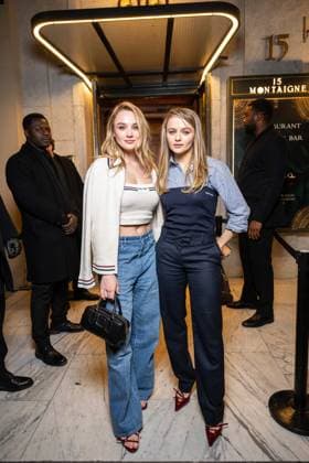 Celebrities arrive at Miu Mius after party at the Gigi club in Paris during Fashion Week PFW Hunter and Joey King at Miu Mius after party at the Gigi club in Paris during Fashion Week PFW on 11 March 2025 Perusseau Da Silva Bestimage Miu Mius after party at the Gigi club in Paris during Fashion Week PFW on 11 March 2025 Paris France  Copyright: xTizianoxDaxSilvax-xPierrexPerusseaux xBestimagexTizianoxDaxSilvax-xPierrexPerusseaux xBestimagex