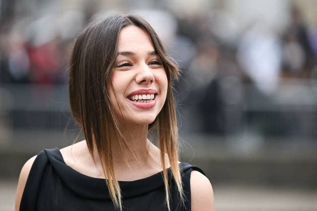 PFW Miu Miu Arrivals Kim Higelin attending the Miu Miu Womenswear Fall Winter 2025-2026 show as part of Paris Fashion Week in Paris, France on March 11, 2025. Photo by Aurore Marechal ABACAPRESS.COM Paris France  Copyright: xMarechalxAurore ABACAx